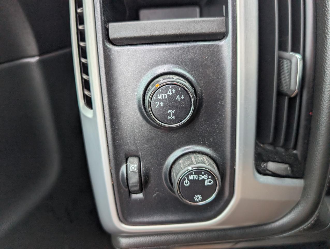 GMC Sierra 1500 SLE Double Cab 4WD 2016