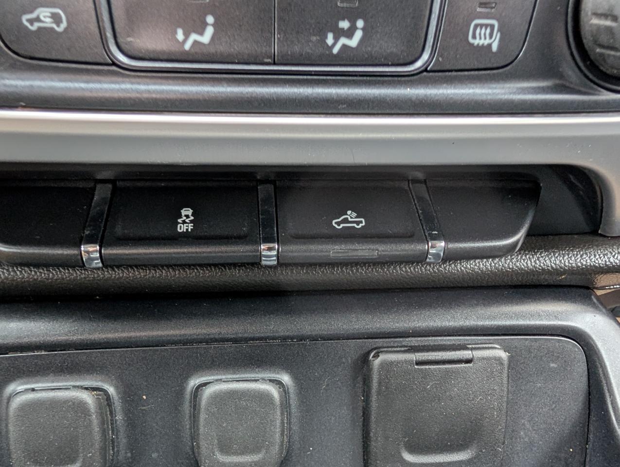 GMC Sierra 1500 SLE Double Cab 4WD 2016