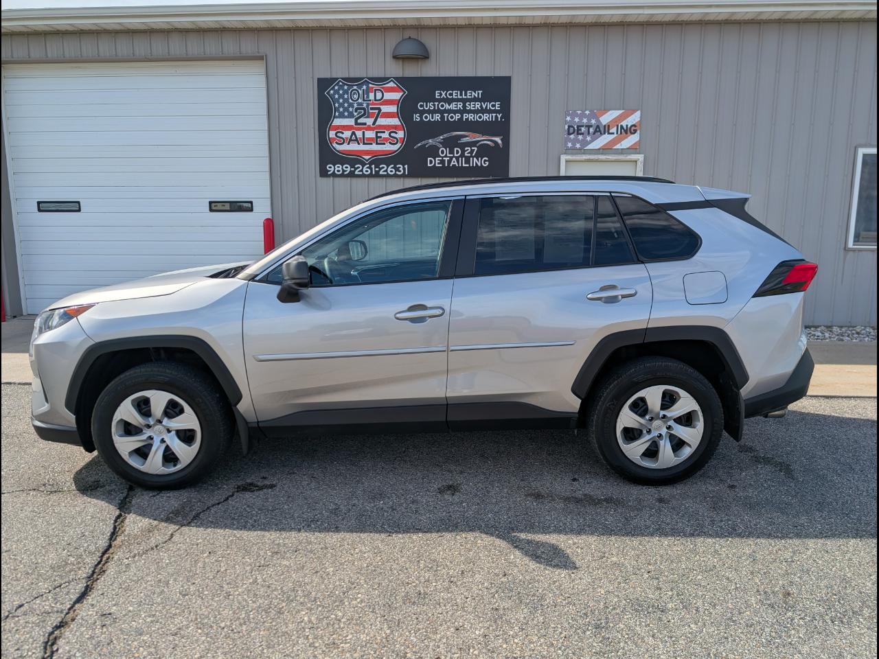 2021 Toyota RAV4 LE AWD