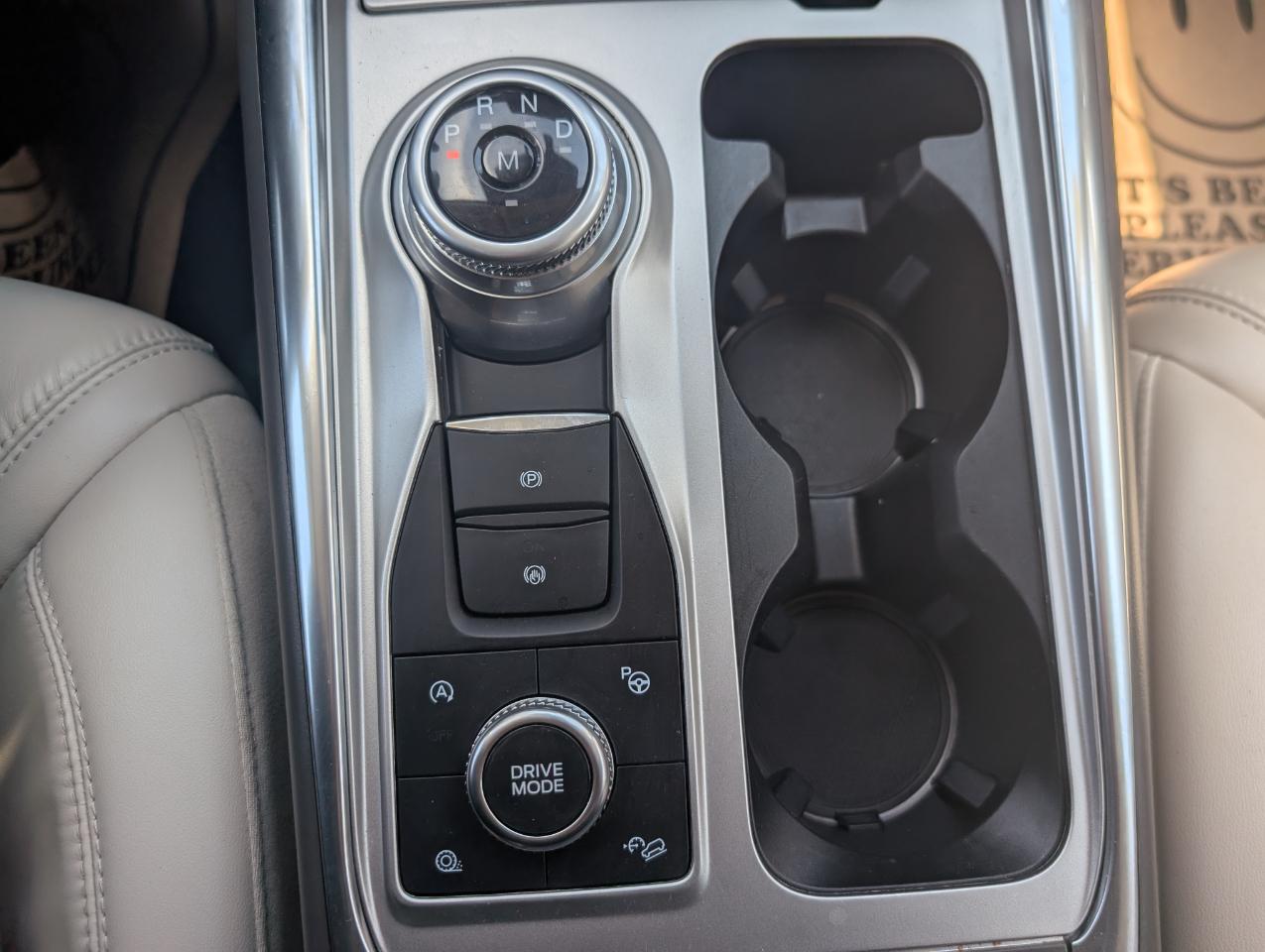 Ford Explorer Platinum AWD 2020