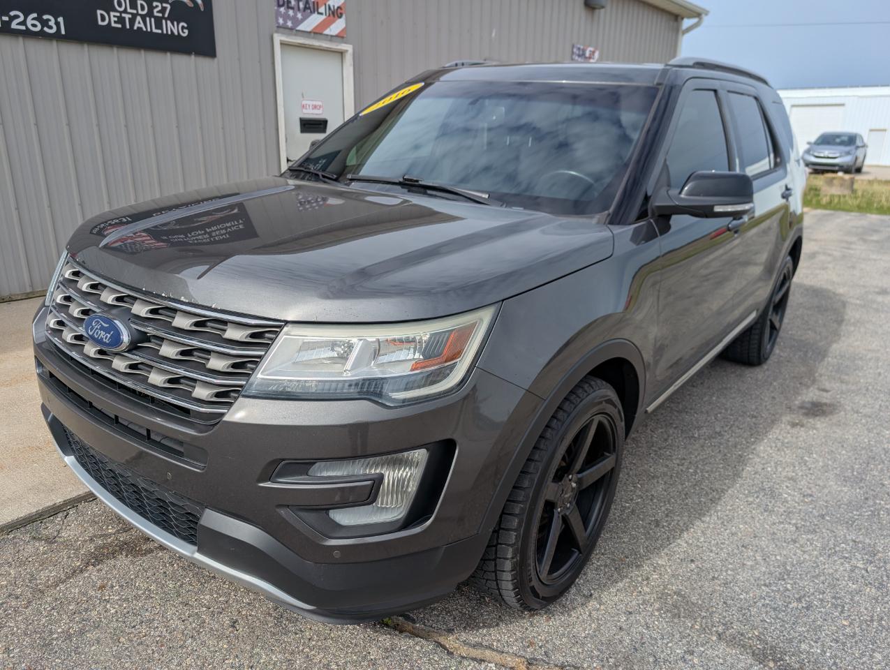 2016 Ford Explorer XLT V6 4WD's photo