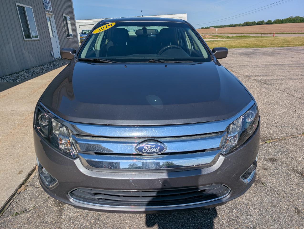 Ford Fusion Hybrid Sedan 2010