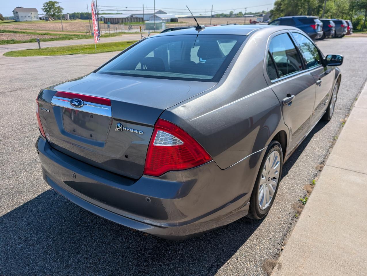 Ford Fusion Hybrid Sedan 2010