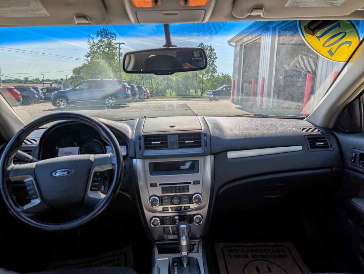 Ford Fusion Hybrid Sedan 2010