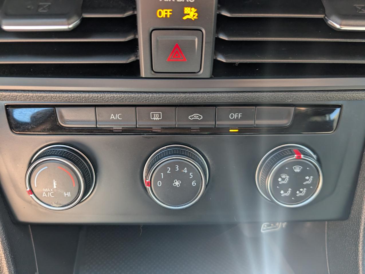 Volkswagen Jetta 1.4T S 8A 2019