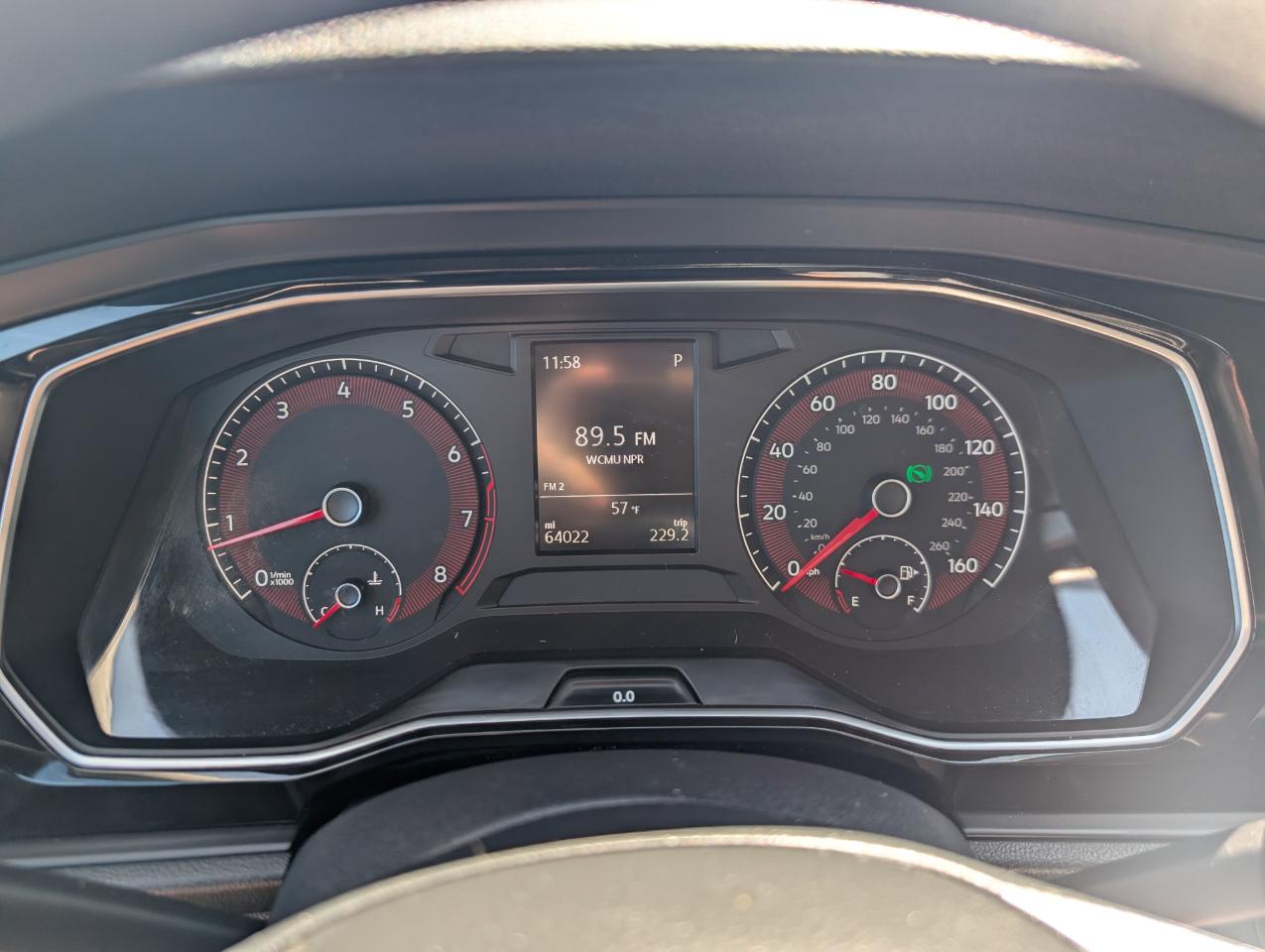 Volkswagen Jetta 1.4T S 8A 2019