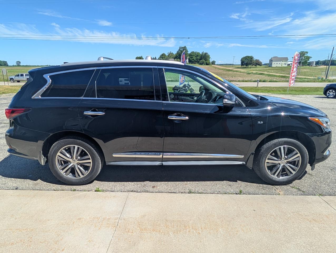Infiniti QX60 Base AWD 2017