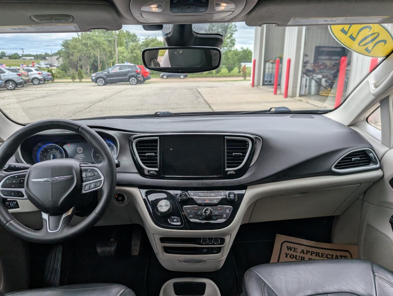 Chrysler Pacifica Touring-L 2022