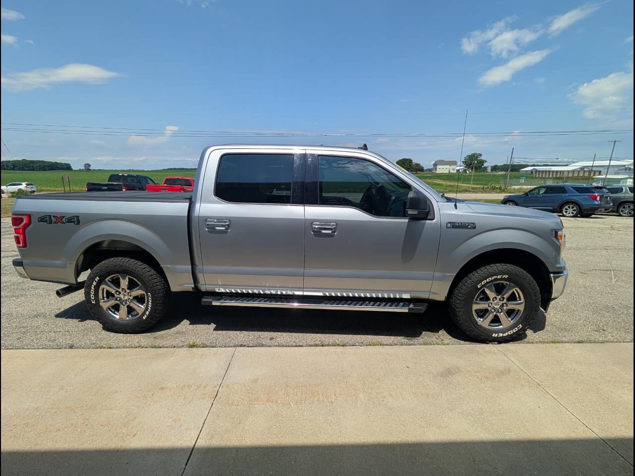 View vehicle photo 5