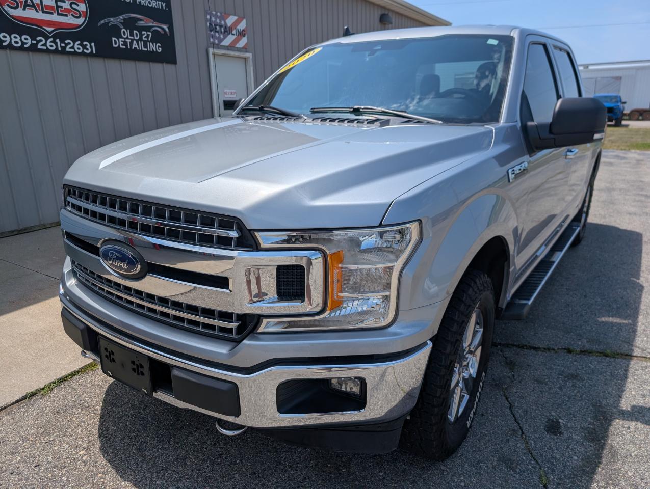 View vehicle photo 2