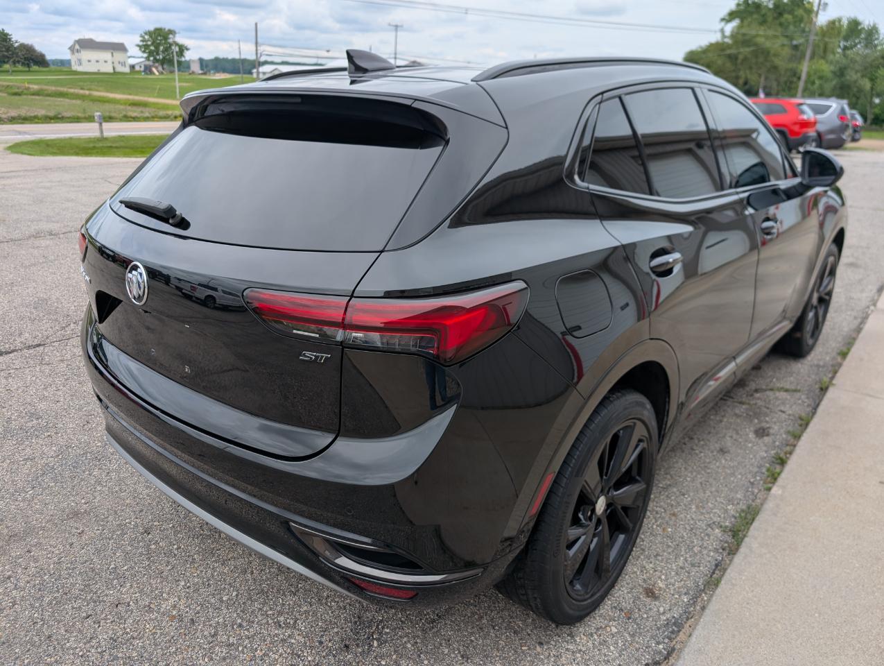 Buick Envision Essense 2021