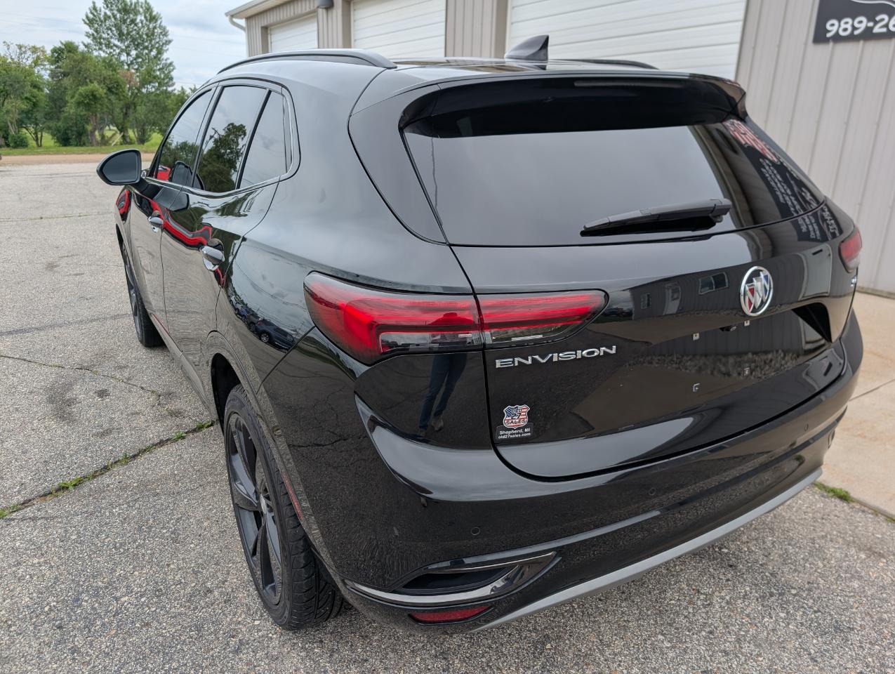 Buick Envision Essense 2021