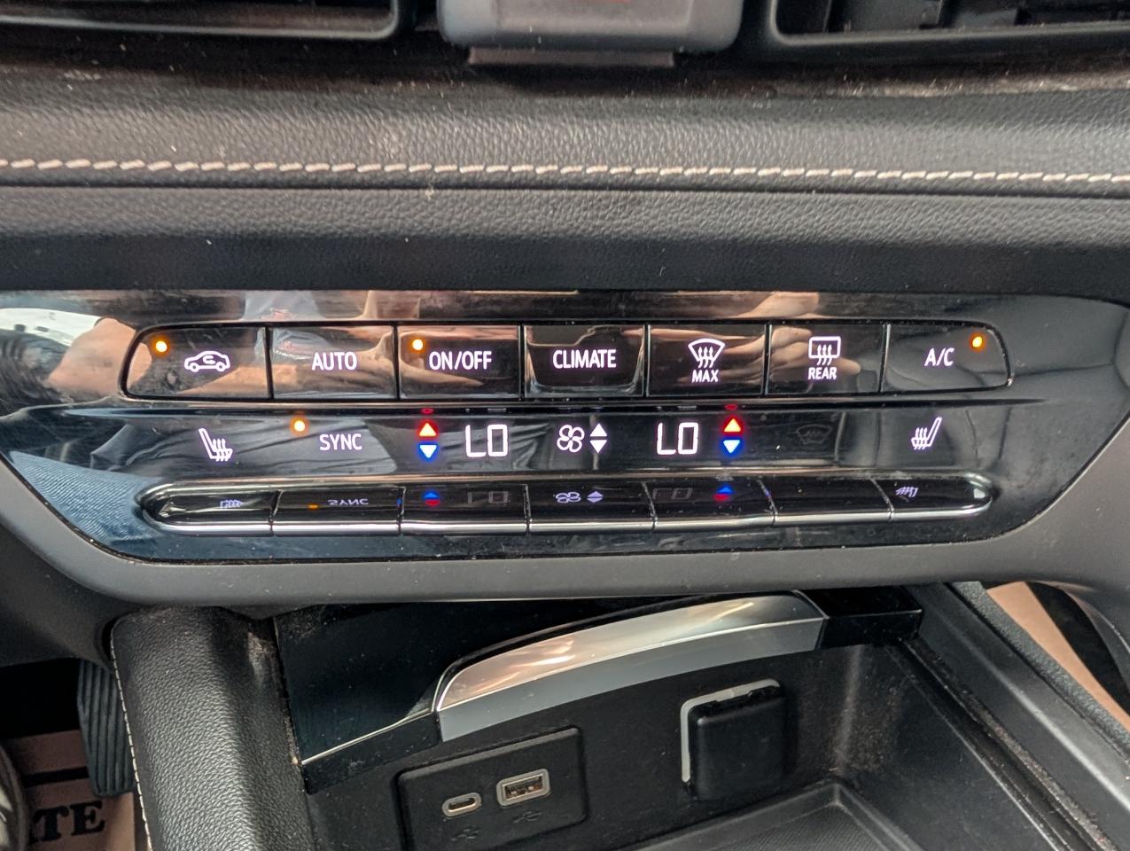 Buick Envision Essense 2021
