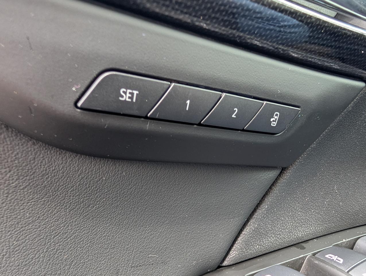 Buick Envision Essense 2021