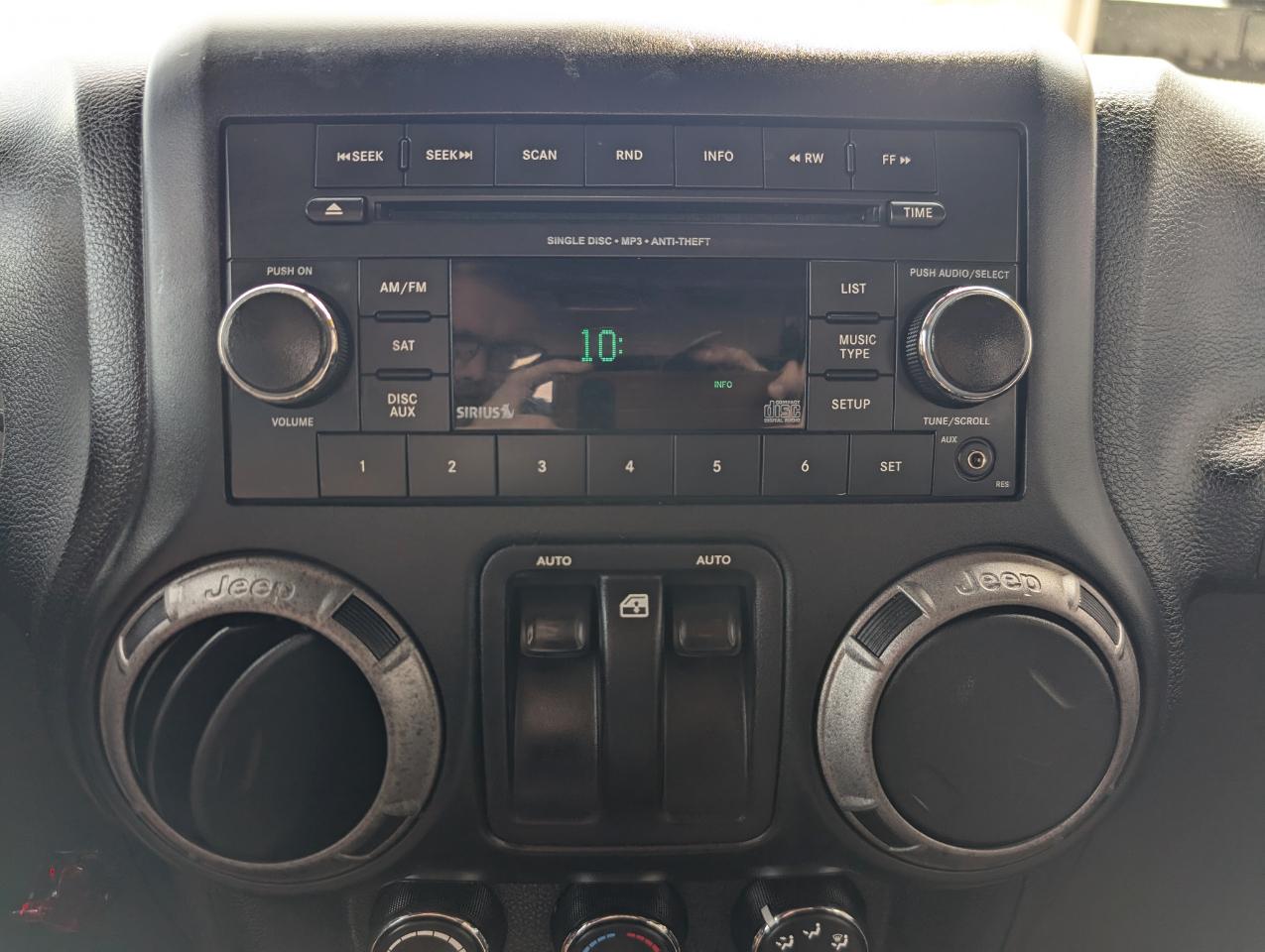 Jeep Wrangler Sport 4WD 2015