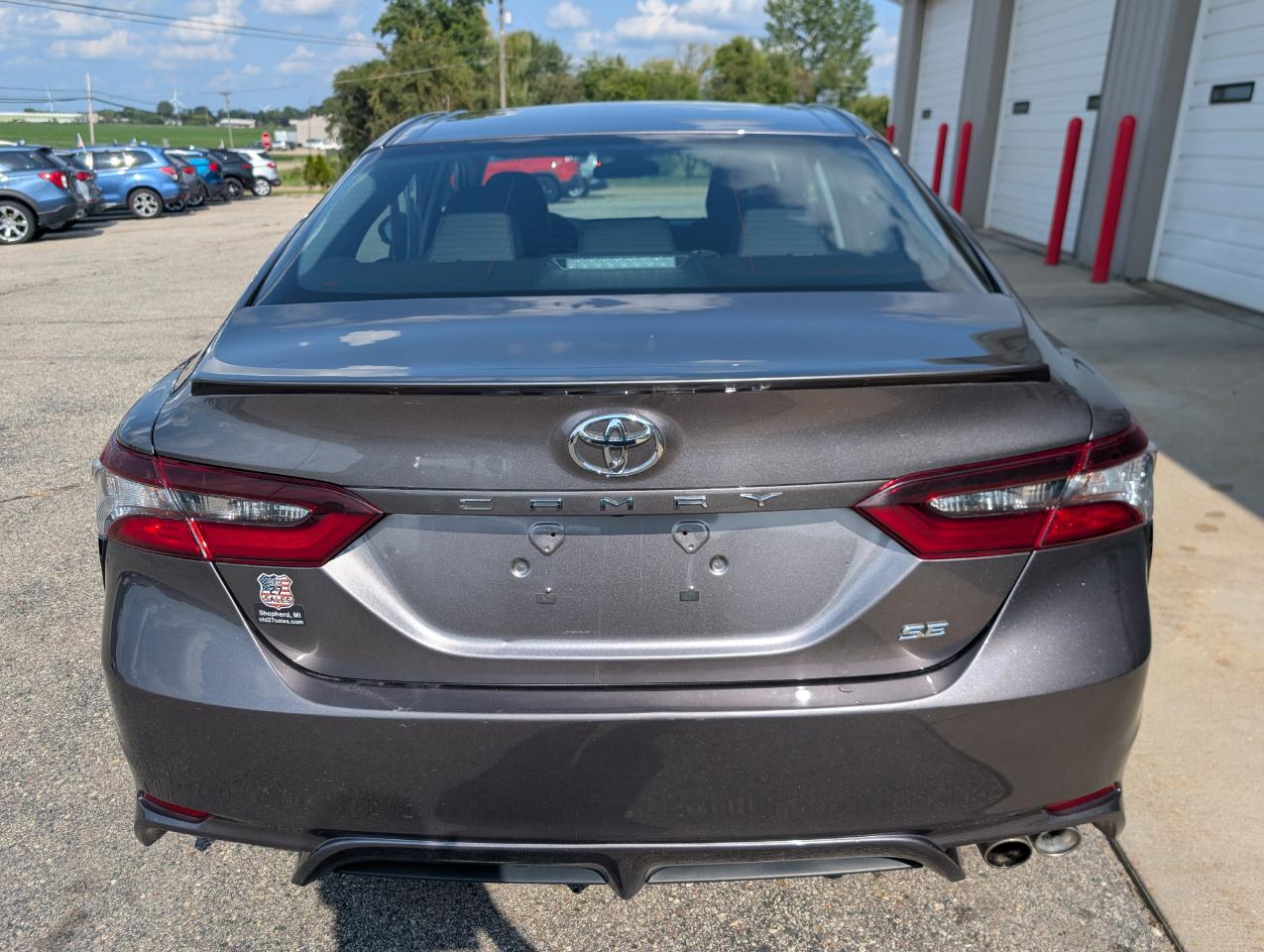 Toyota Camry SE 2024