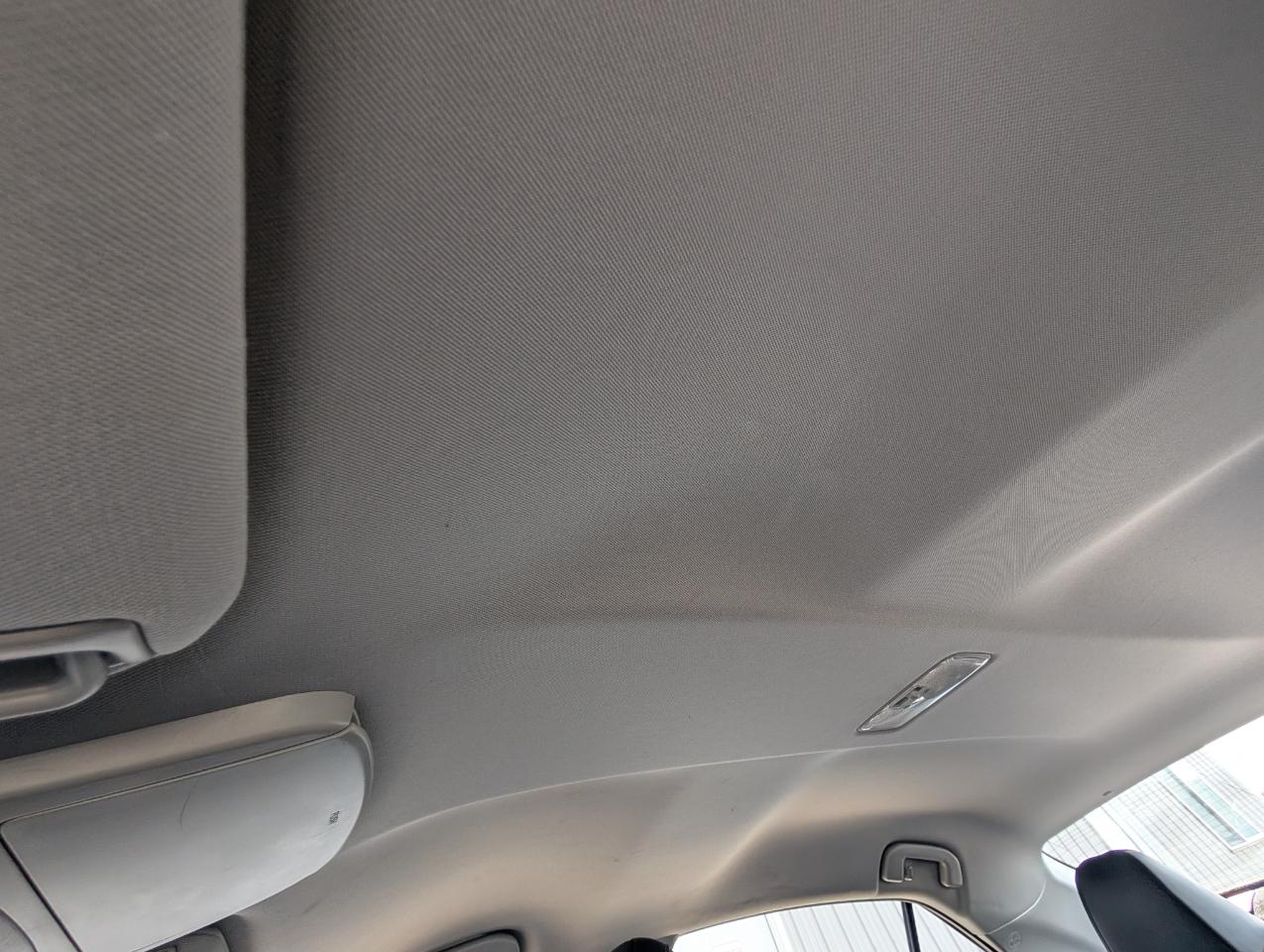 Toyota Camry SE 2024