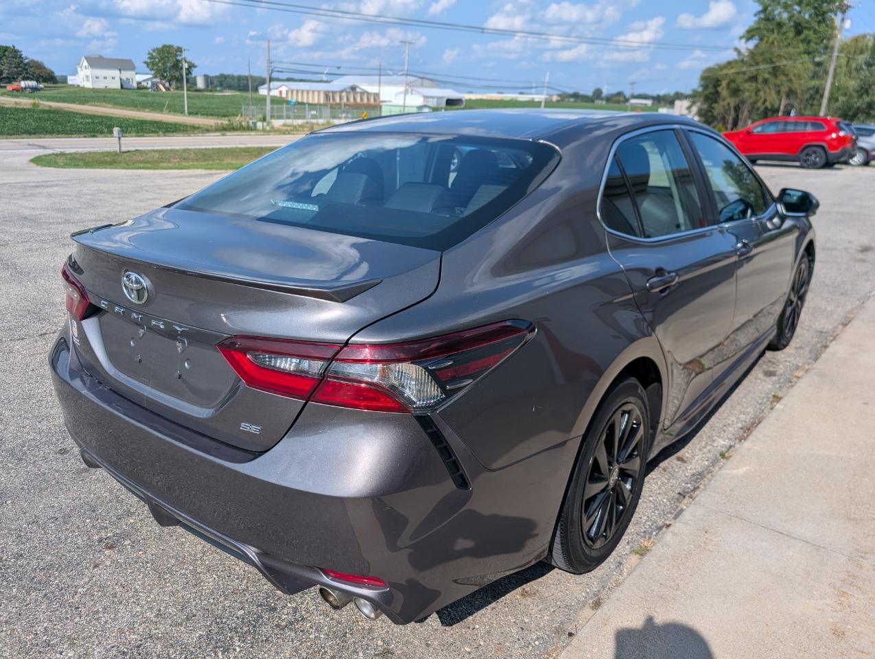 Toyota Camry SE 2024