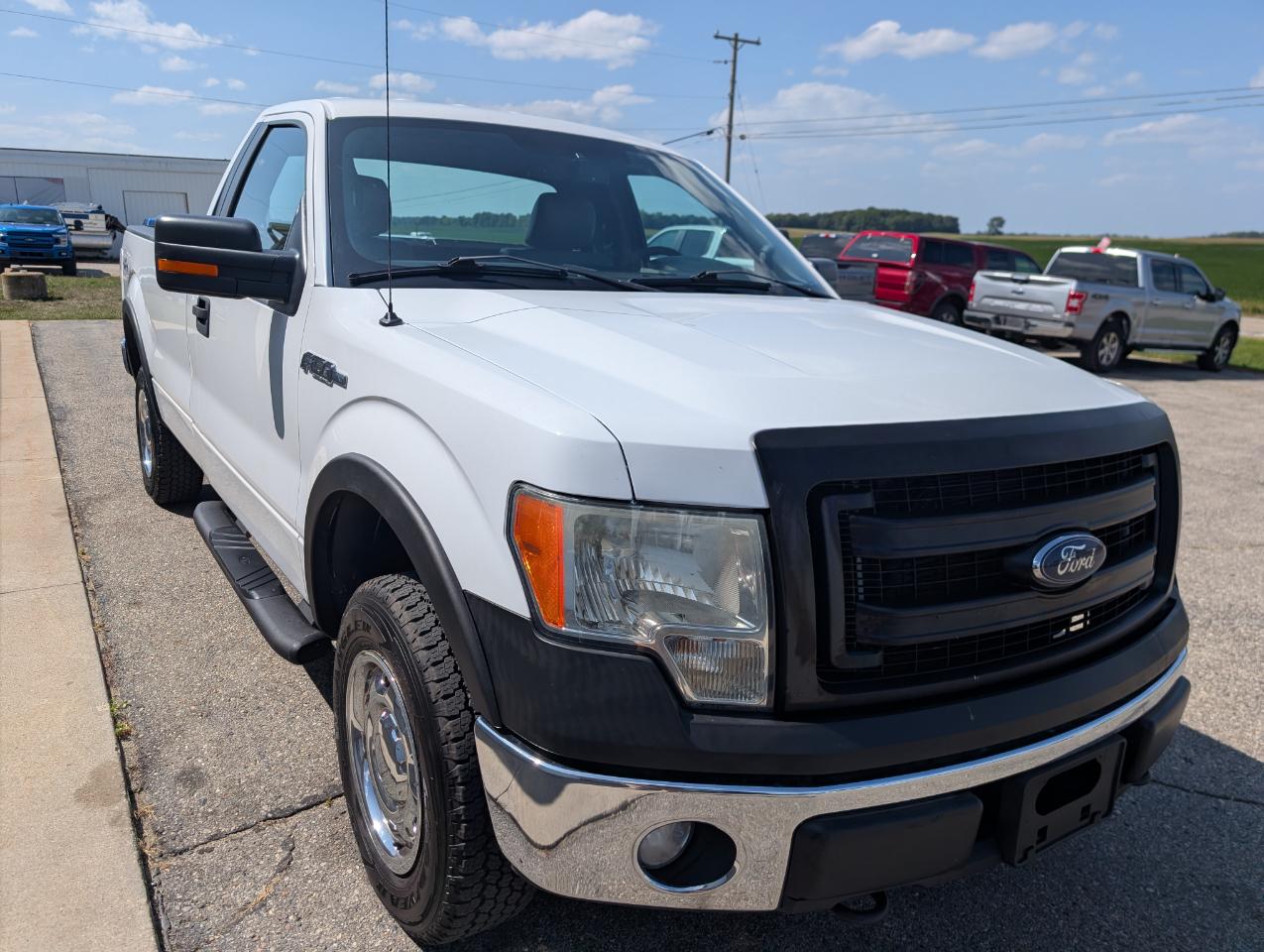 Ford F-150 XL 8-ft. Bed 4WD 2014