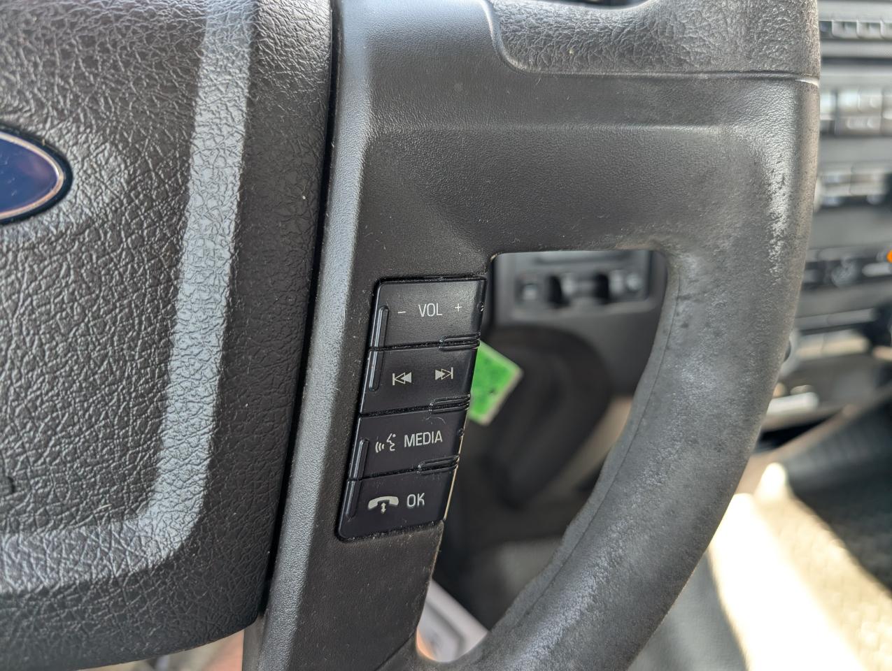 Ford F-150 XL 8-ft. Bed 4WD 2014
