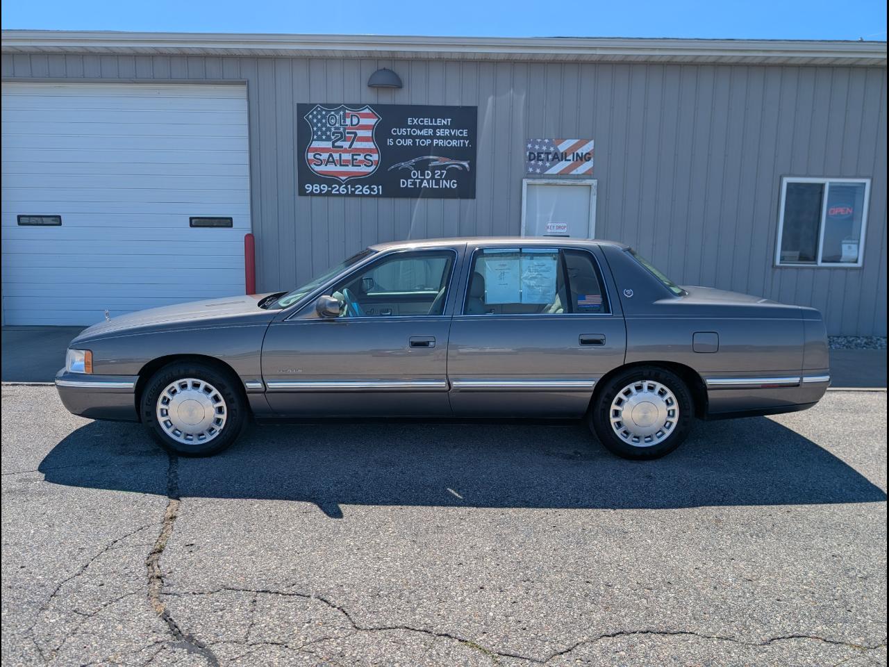 Cadillac DeVille Base 1999