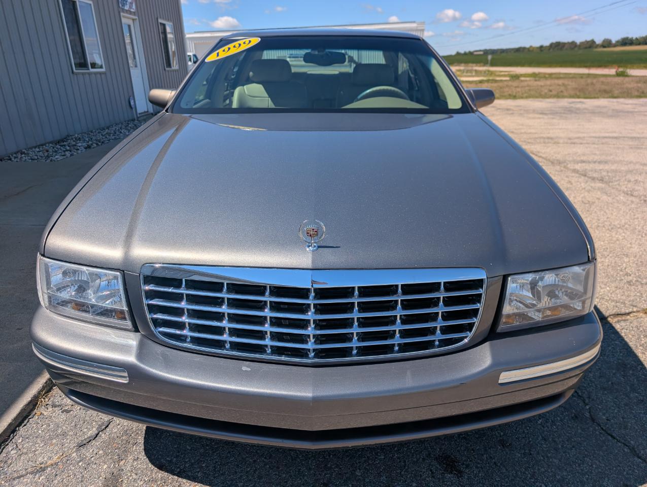 Cadillac DeVille Base 1999