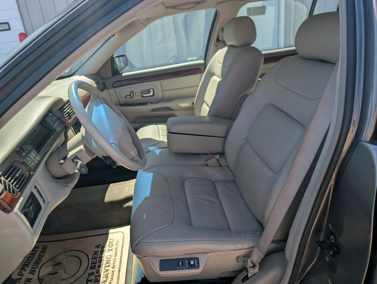 Cadillac DeVille Base 1999