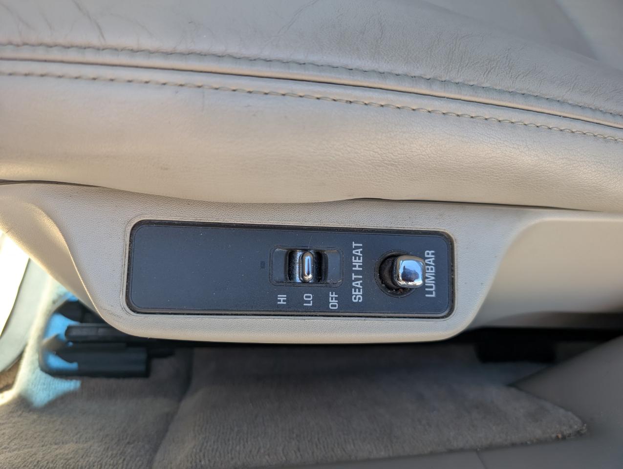 Cadillac DeVille Base 1999