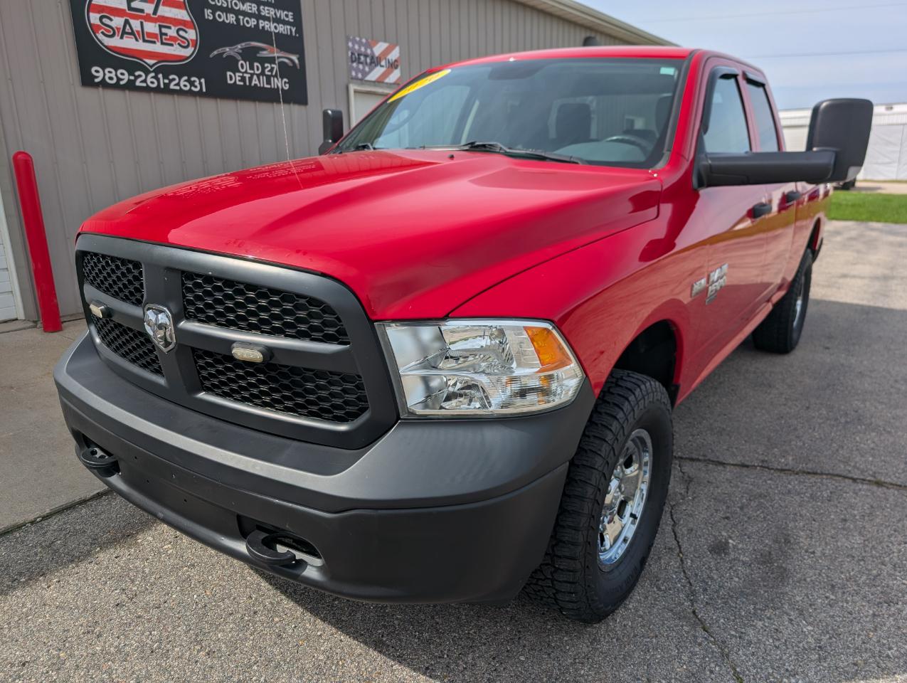 RAM 1500 Classic Tradesman Quad Cab 4WD 2020
