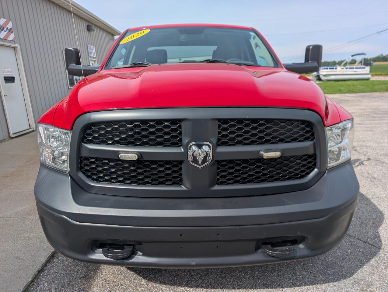 RAM 1500 Classic Tradesman Quad Cab 4WD 2020