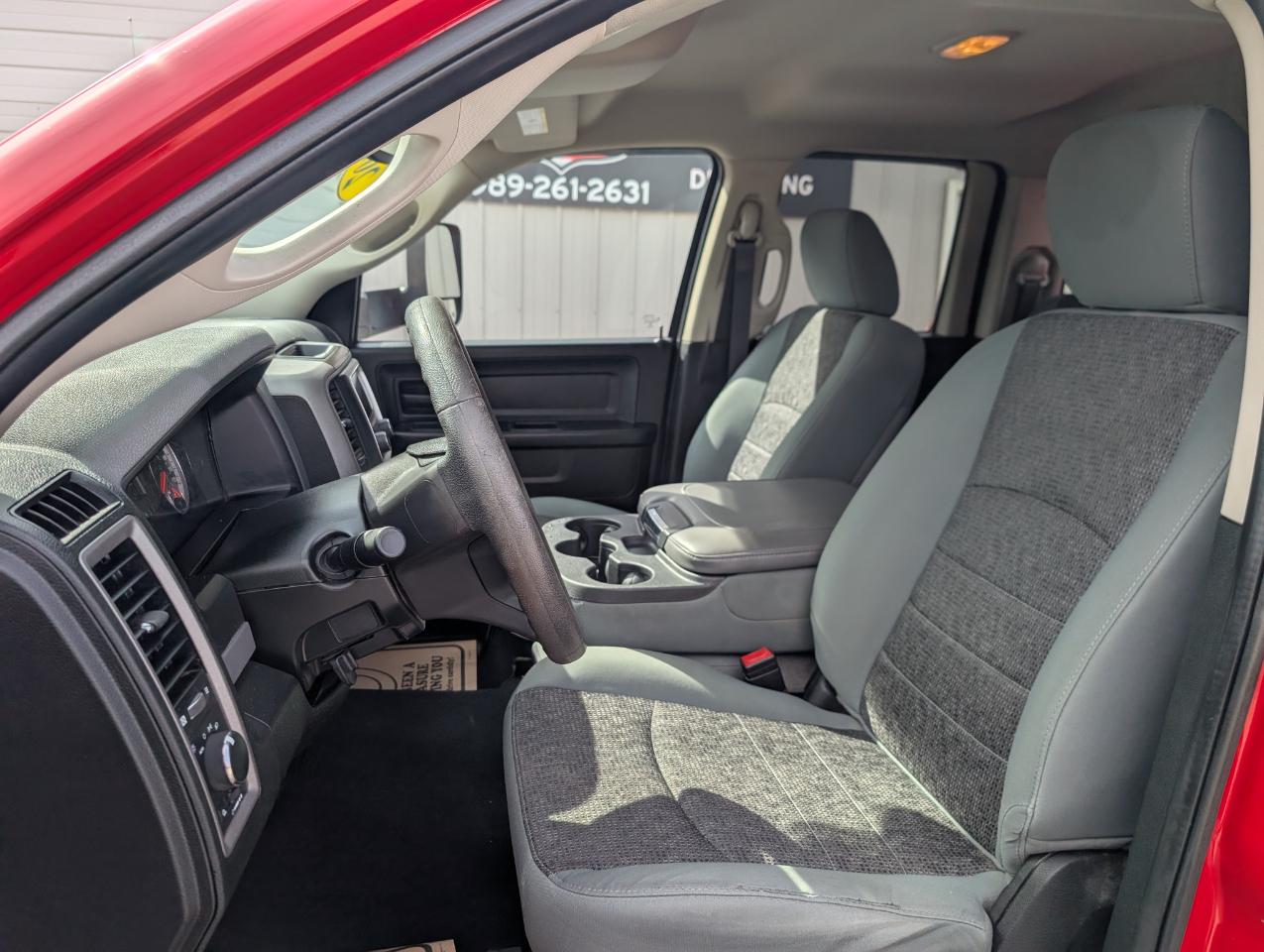 RAM 1500 Classic Tradesman Quad Cab 4WD 2020