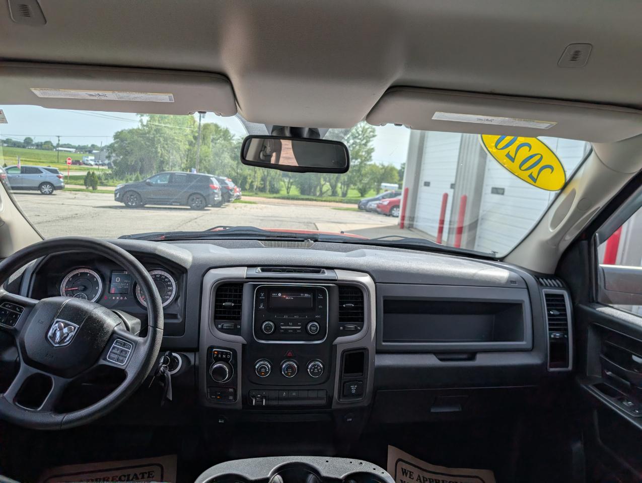 RAM 1500 Classic Tradesman Quad Cab 4WD 2020