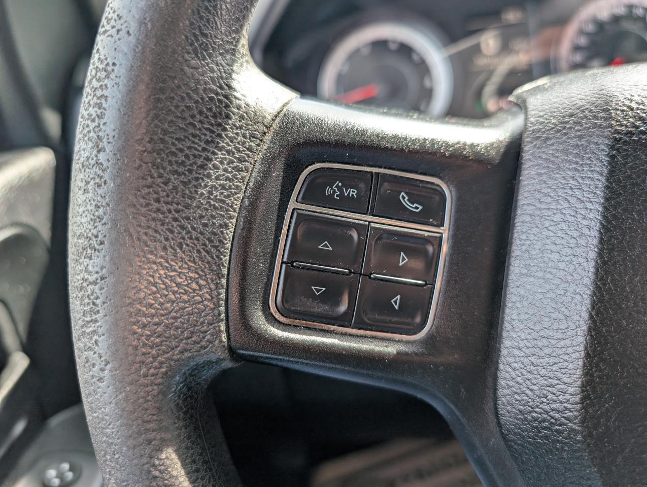 RAM 1500 Classic Tradesman Quad Cab 4WD 2020
