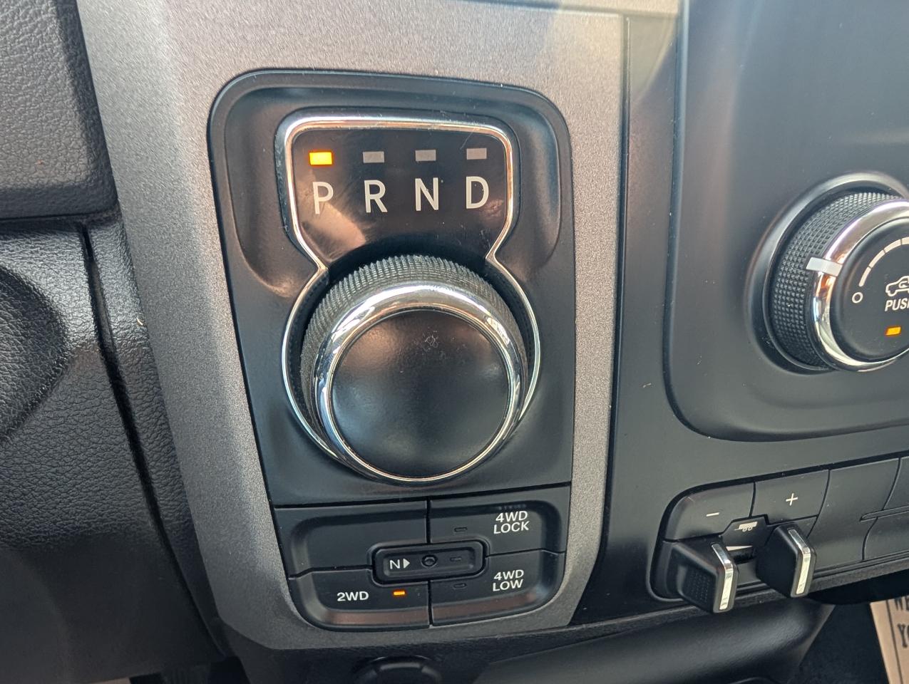 RAM 1500 Classic Tradesman Quad Cab 4WD 2020