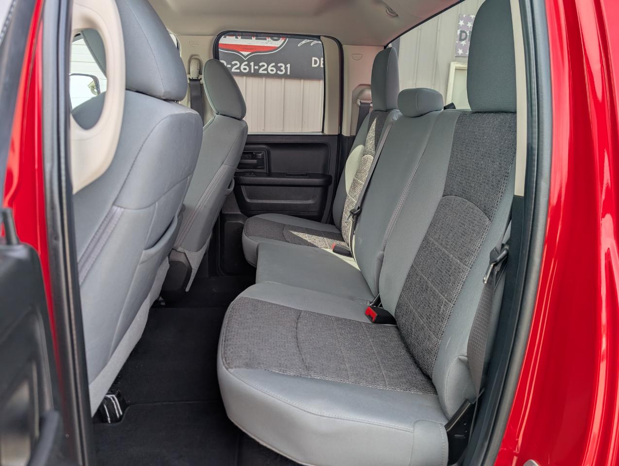 RAM 1500 Classic Tradesman Quad Cab 4WD 2020