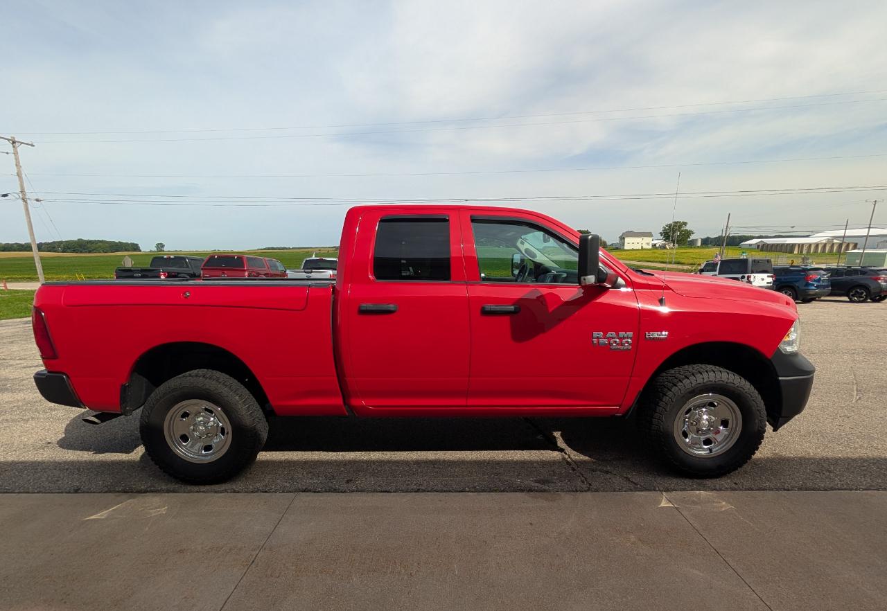 RAM 1500 Classic Tradesman Quad Cab 4WD 2020