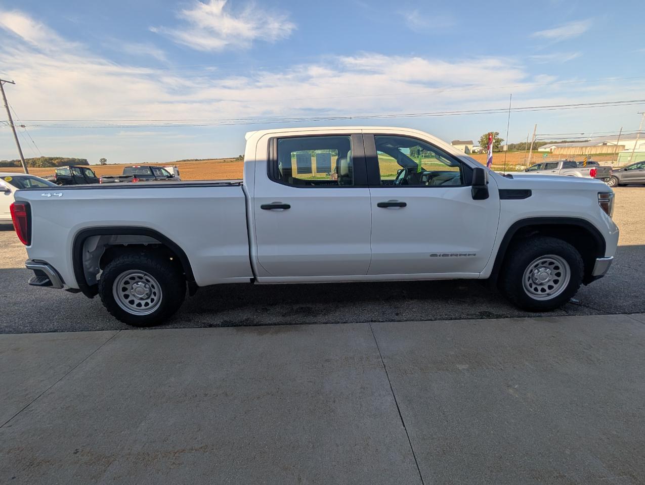 GMC Sierra 1500 Base Crew Cab Long Box 4WD 2021