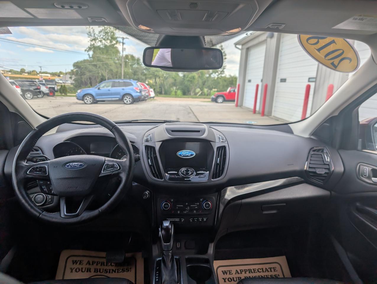 Ford Escape Titanium 4WD 2018