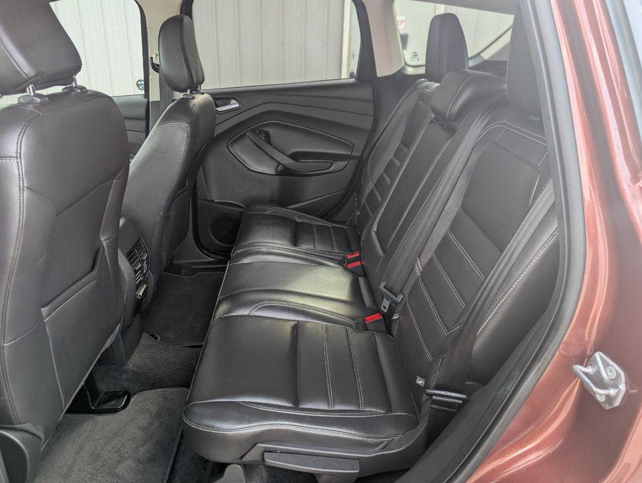 Ford Escape Titanium 4WD 2018