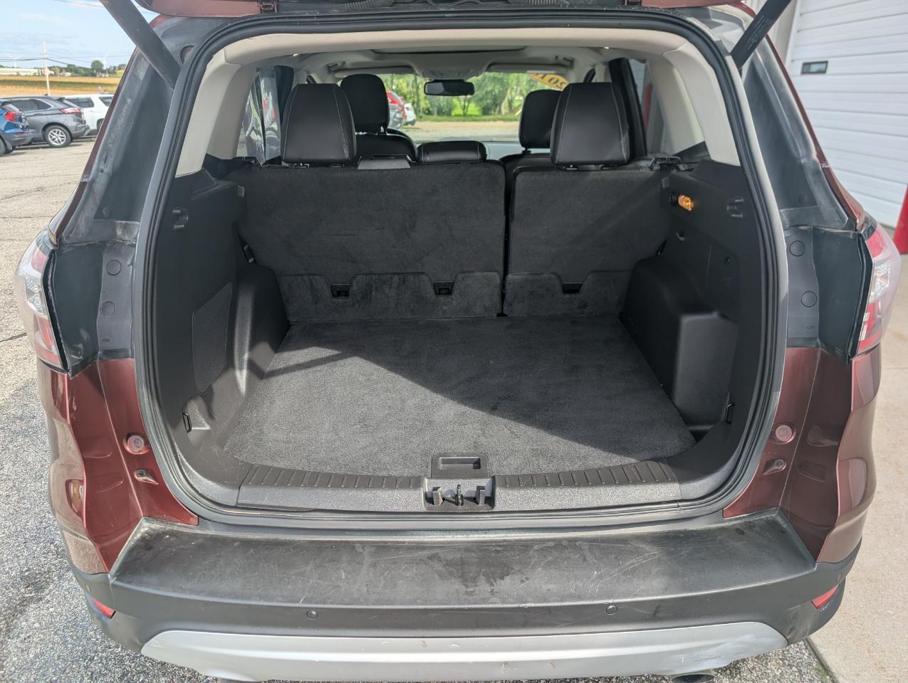 Ford Escape Titanium 4WD 2018