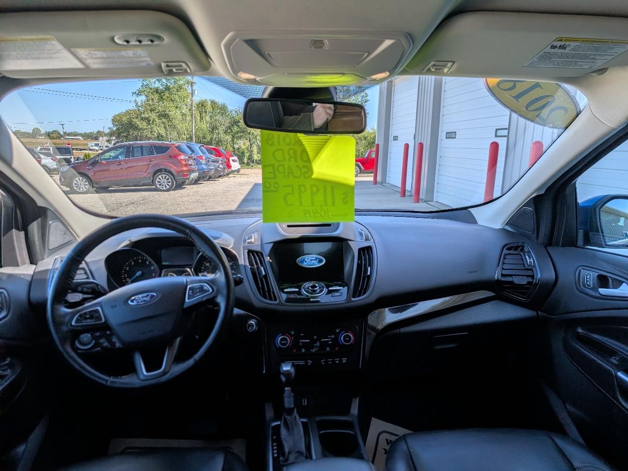 Ford Escape Titanium 4WD 2018