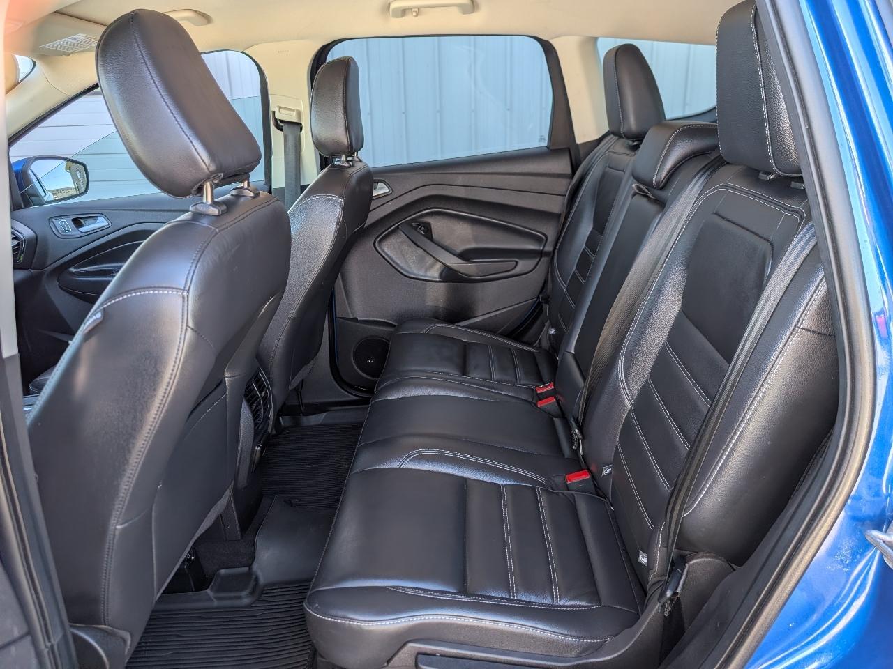 Ford Escape Titanium 4WD 2018
