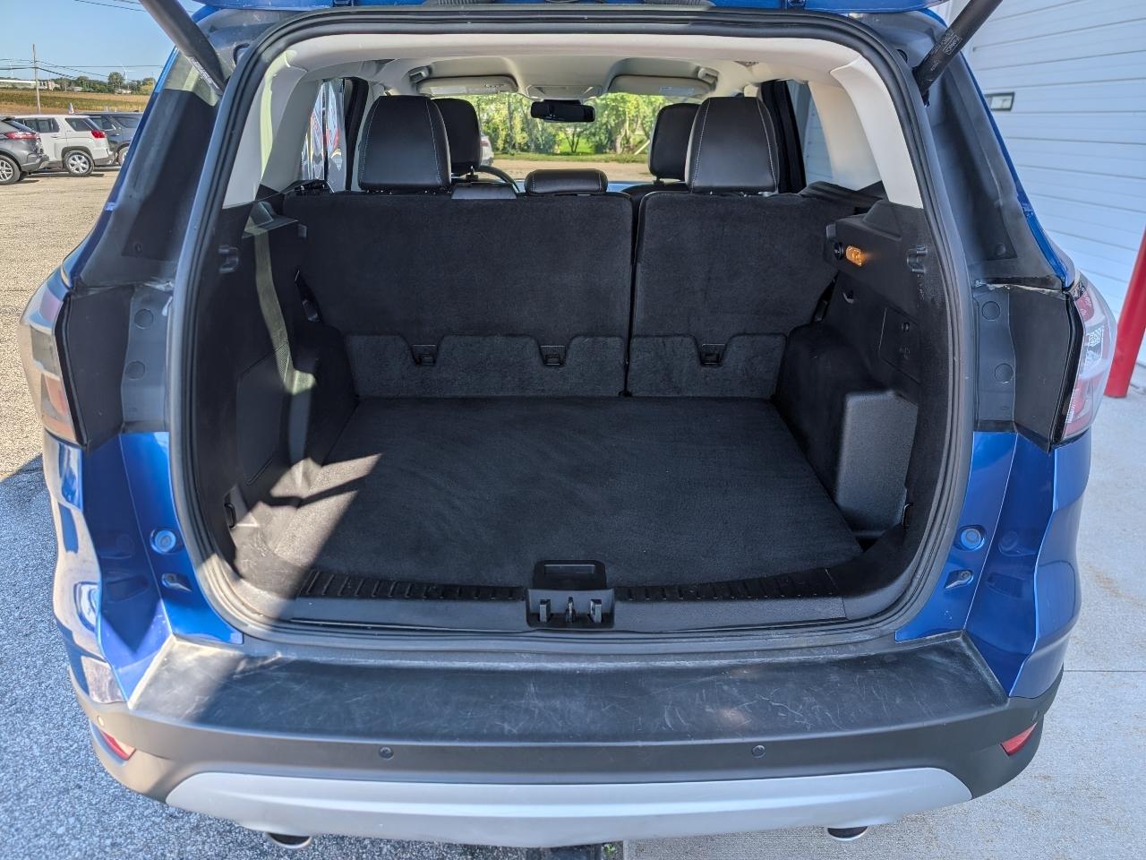 Ford Escape Titanium 4WD 2018