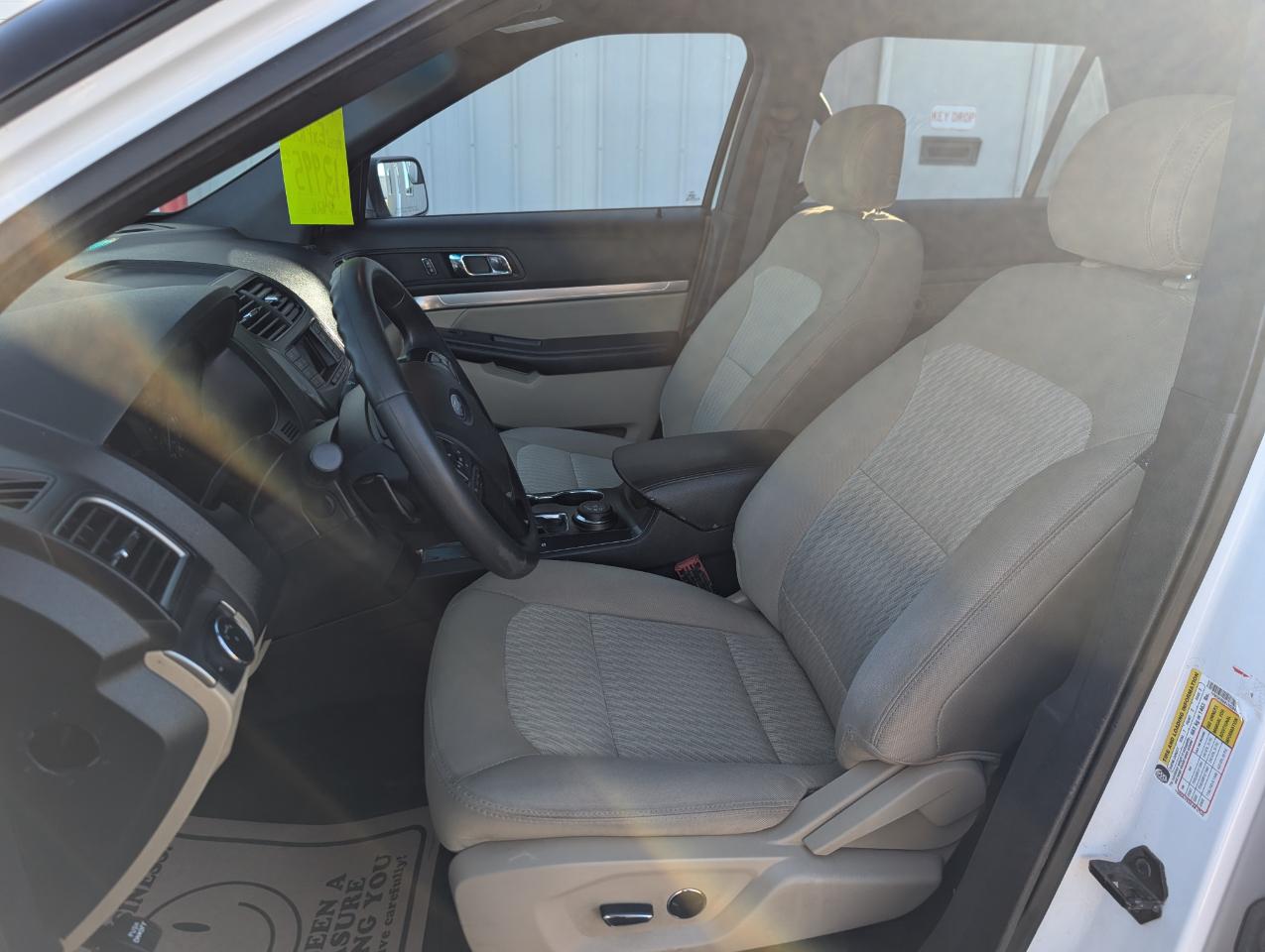 Ford Explorer Base 4WD 2017