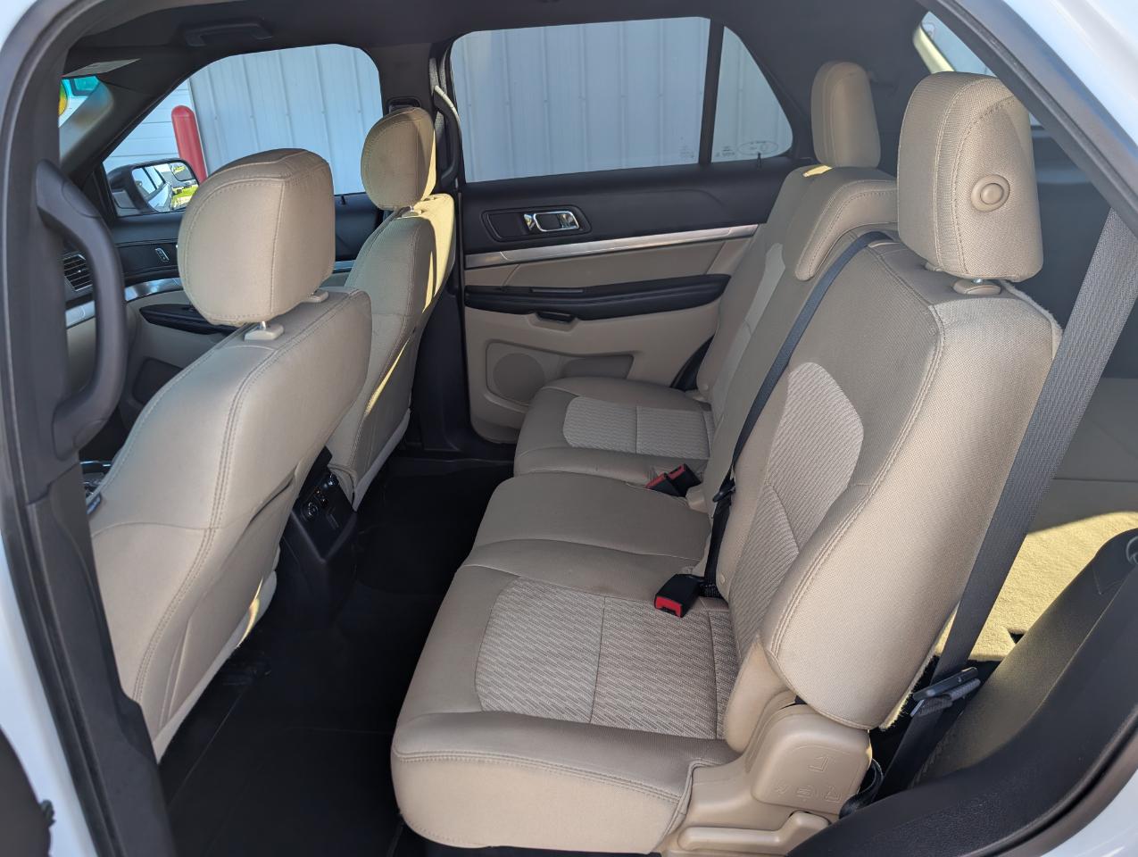 Ford Explorer Base 4WD 2017