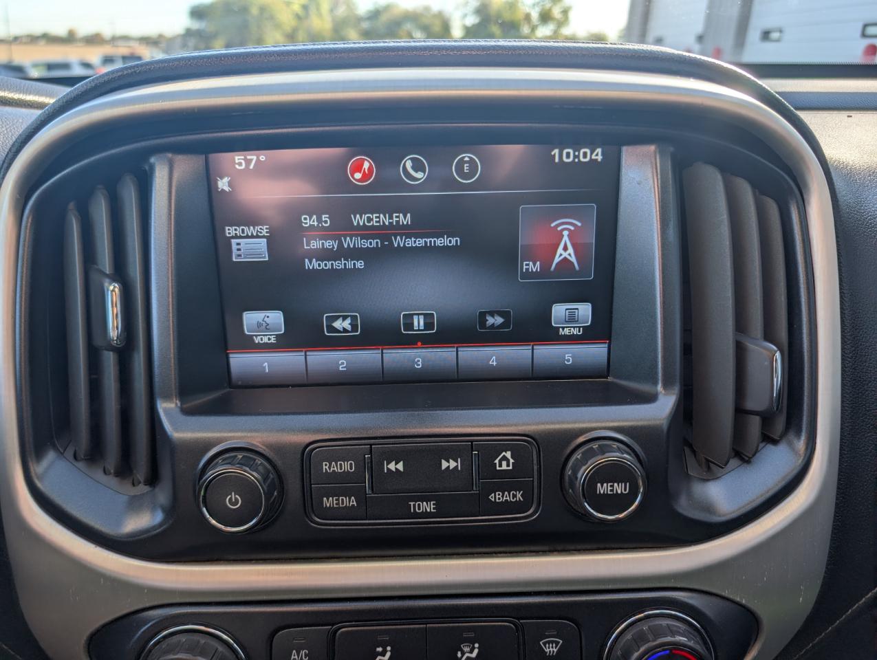 GMC Canyon SLT Crew Cab 4WD Long Box 2015