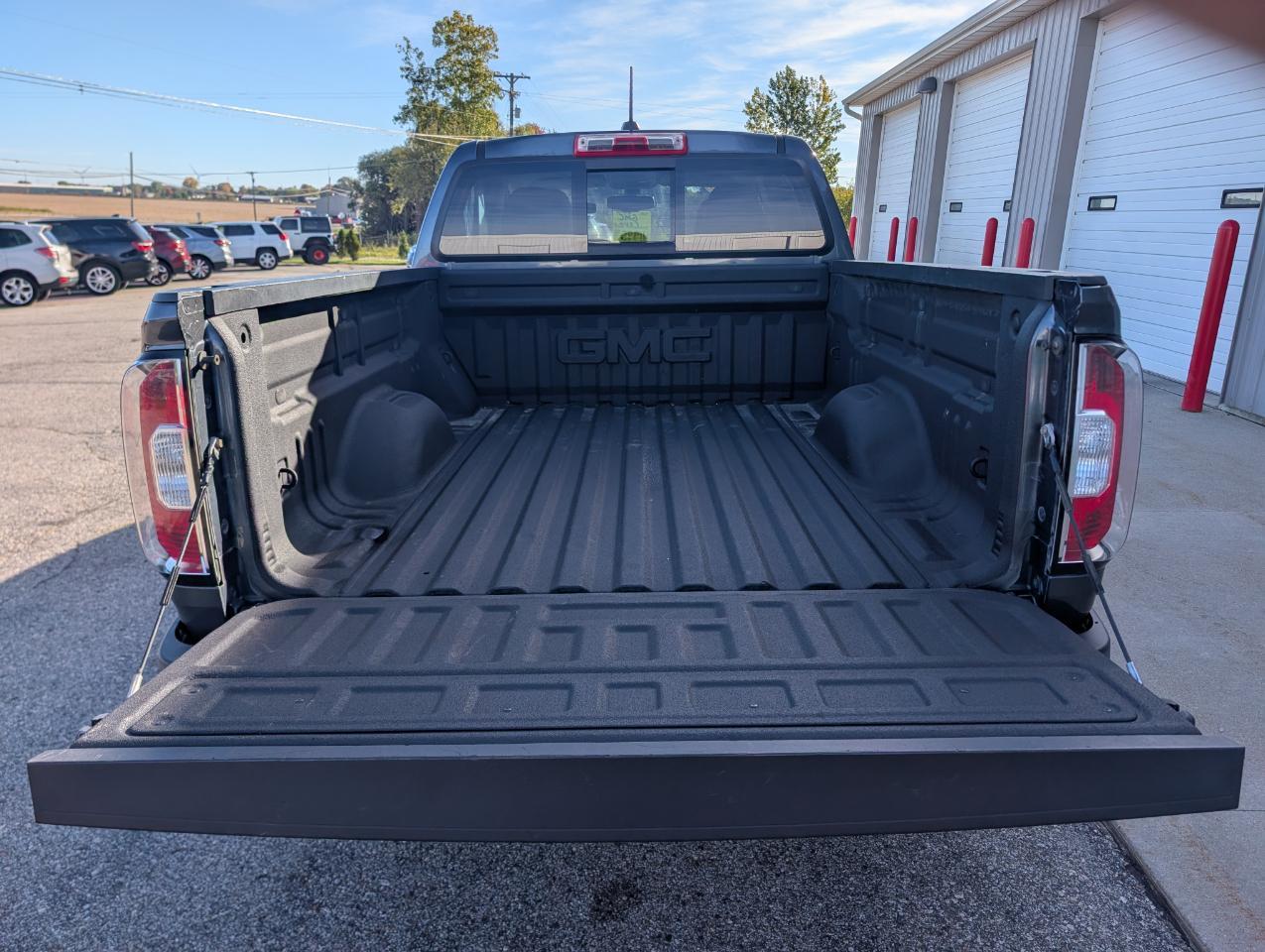GMC Canyon SLT Crew Cab 4WD Long Box 2015