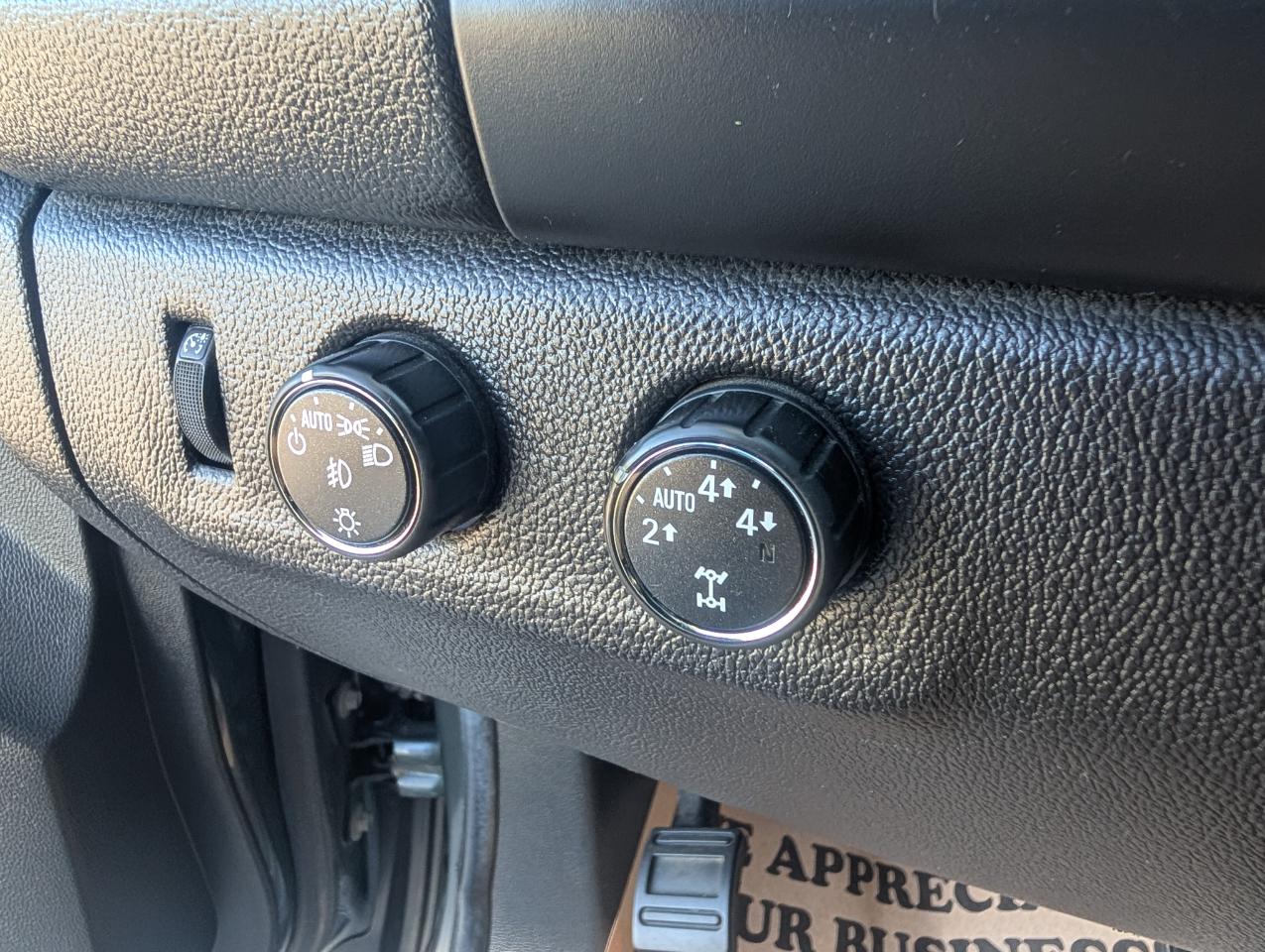 GMC Canyon SLT Crew Cab 4WD Long Box 2015