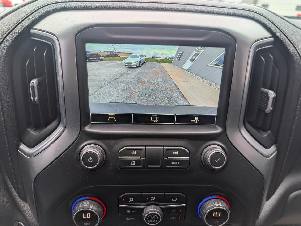 Chevrolet Silverado 1500 LT Trail Boss Crew Cab 4WD 2021