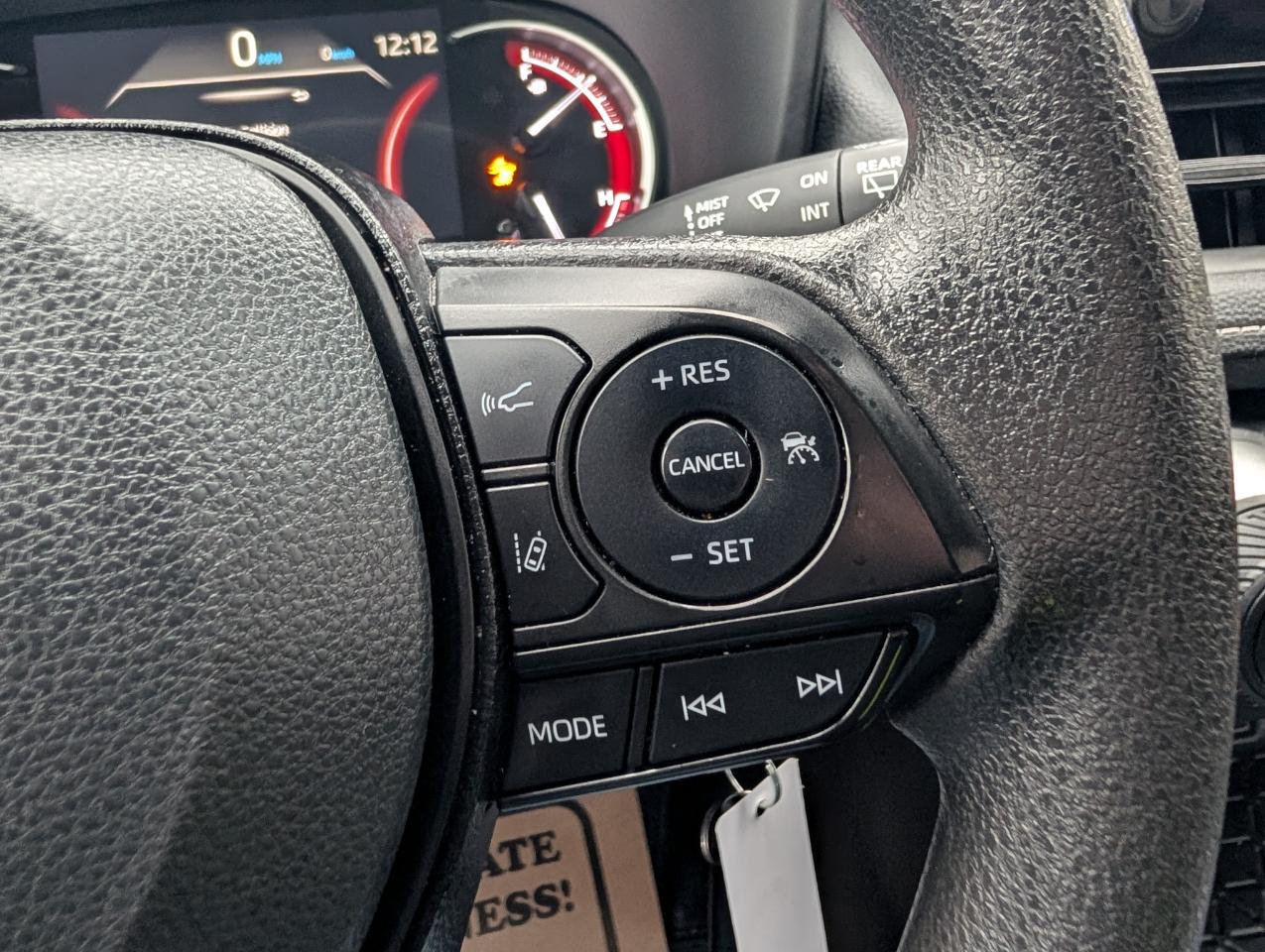 Toyota RAV4 LE AWD 2025